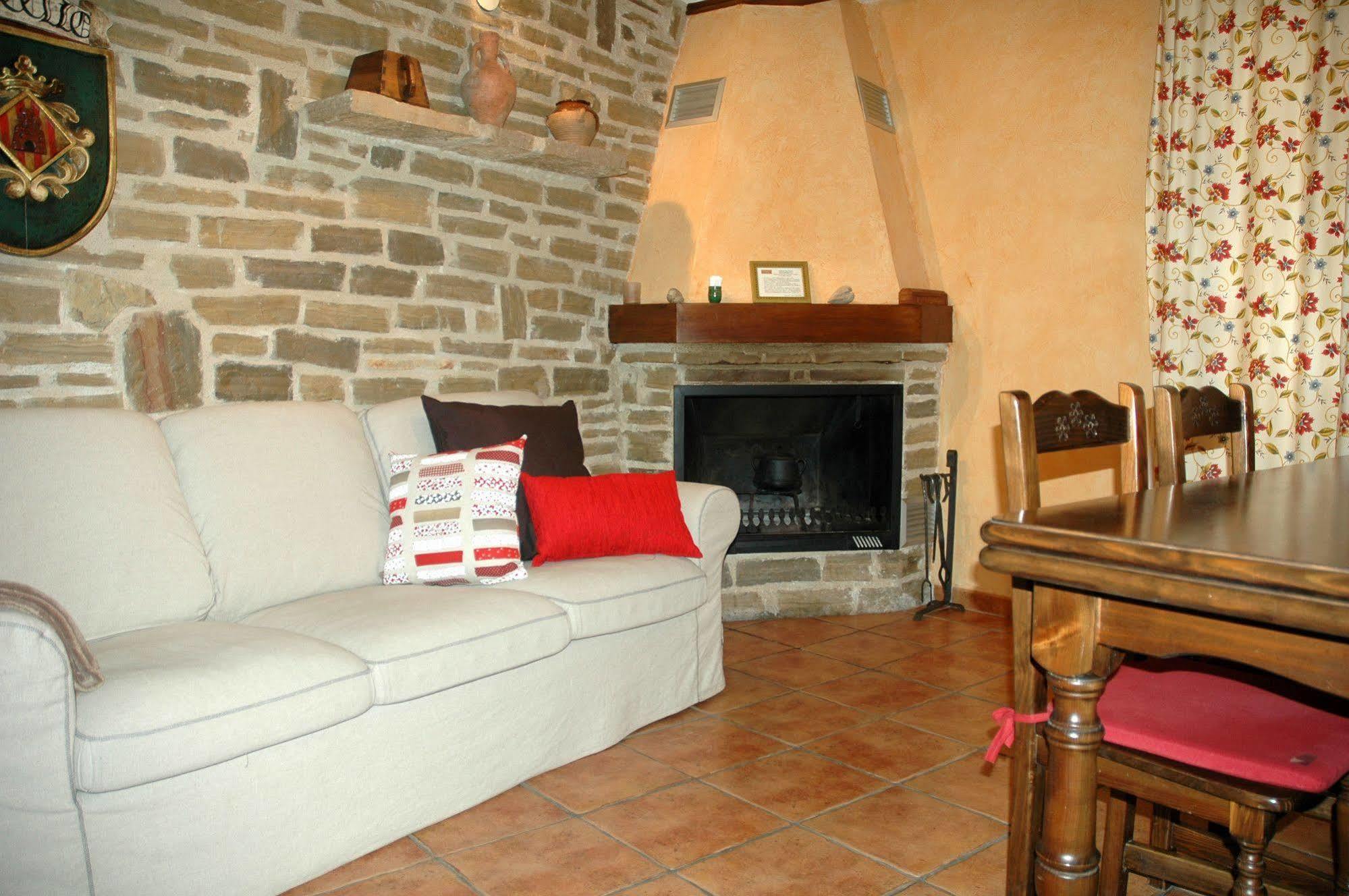 Casa Rural Nuri De Rei A Y B Todolella المظهر الخارجي الصورة